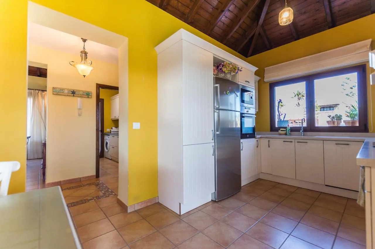 Villa Los Granados La Oliva